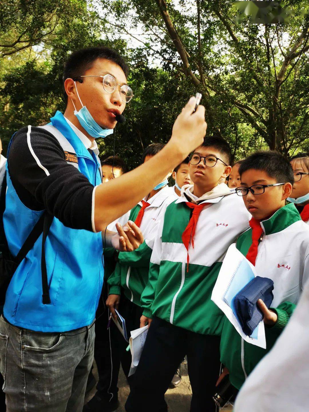 走九日山观六胜塔赏香囊古韵世遗研学五中学子寻迹云帆