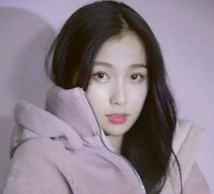 如果说《青春有你2》争议性最大的练习生，莫过于虞书欣！自从她参加《青