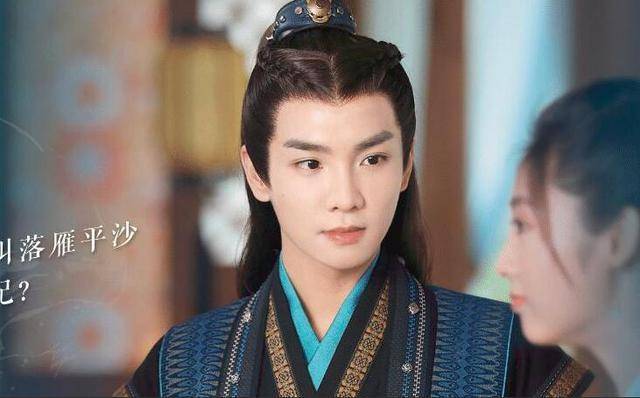 除上述三位主演外,还有开泰,马跃,严,黄海冰等人加盟.