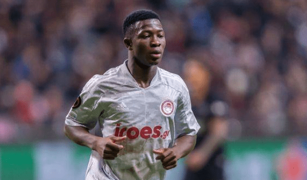 阿吉布-卡马拉和很多非洲球员,身体条件并不突出,身高