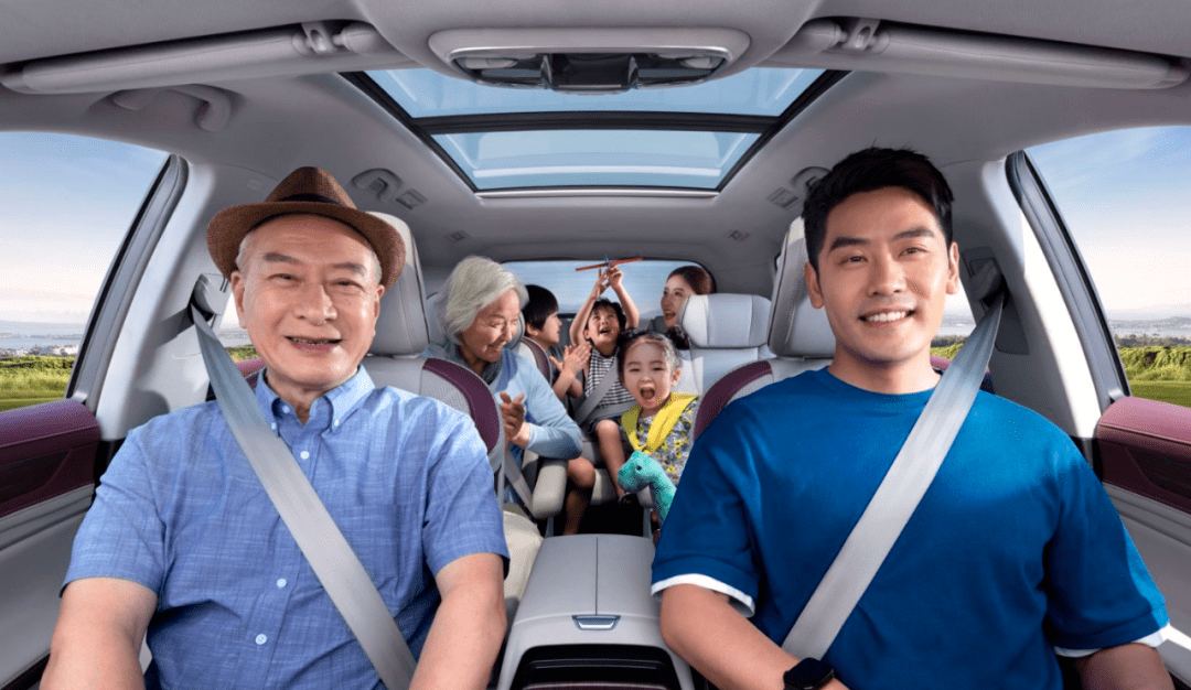 大家庭出行刚需7座选suv还是mpv我更推荐223布局的福特领裕