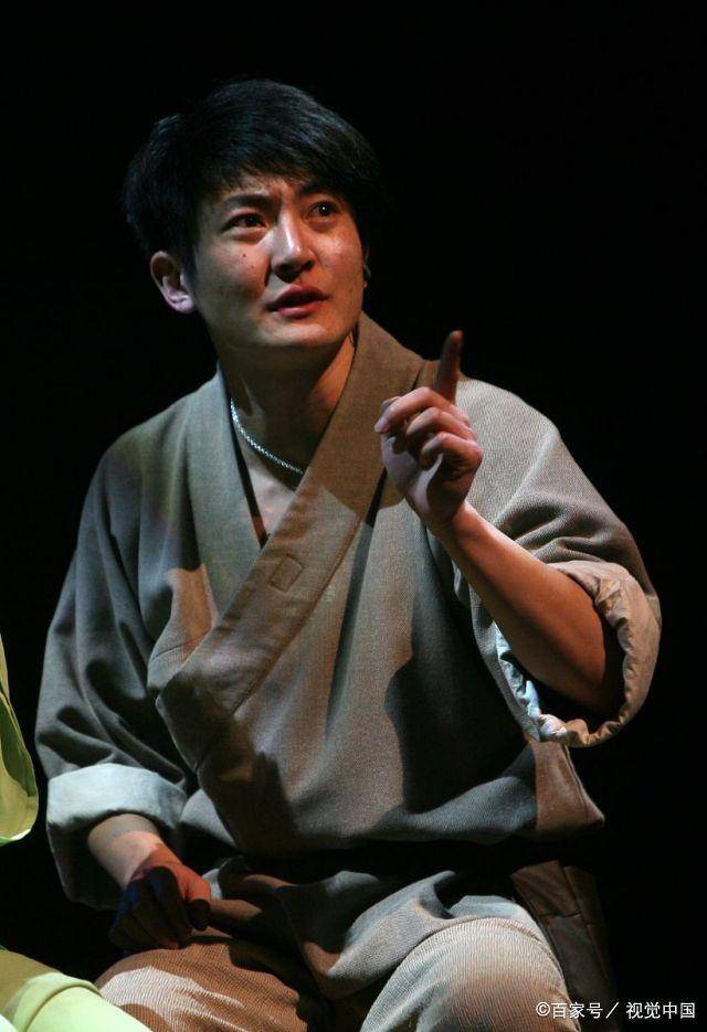 "二哥苏明成"郭京飞也出演过《武林外传》咆哮气势不输马景涛_话剧