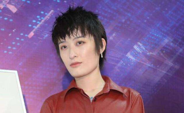 辱骂执法人员演出被取消无知的曾轶可终于道歉了