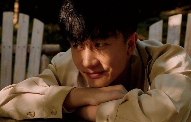 黄轩两部电影同时热映受访信息量太大直言最怕和熟人拍亲密戏