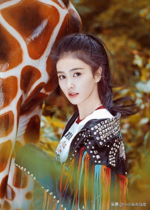 27岁白鹿路人照流出，颜值清新身材有料，这位女神真的好美丽