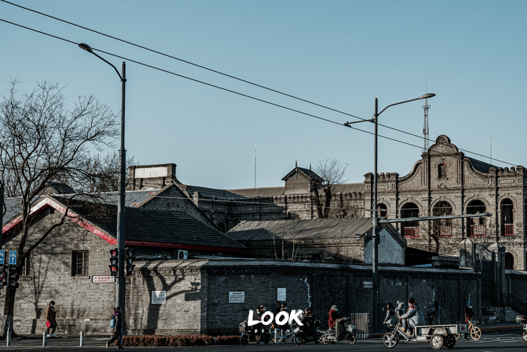 北京复古街区指南熟悉的东四北大街北京look