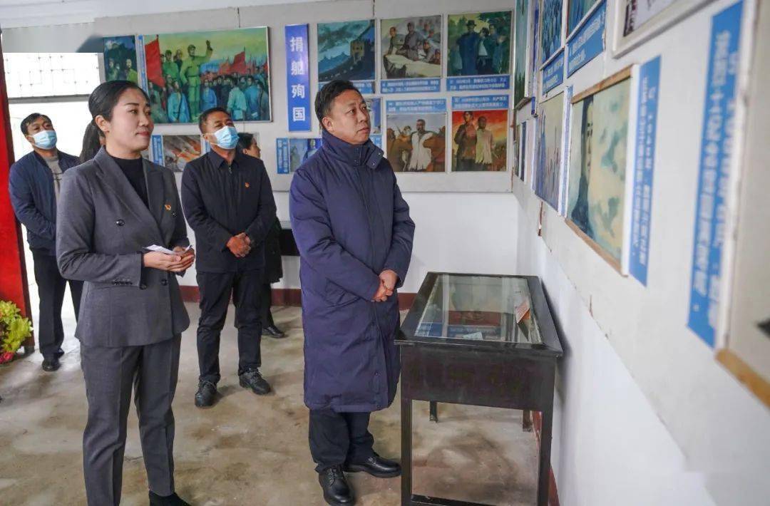 12月9日下午,县委书记蔡宗健到我县部分乡镇实地调研市级爱国主义教育