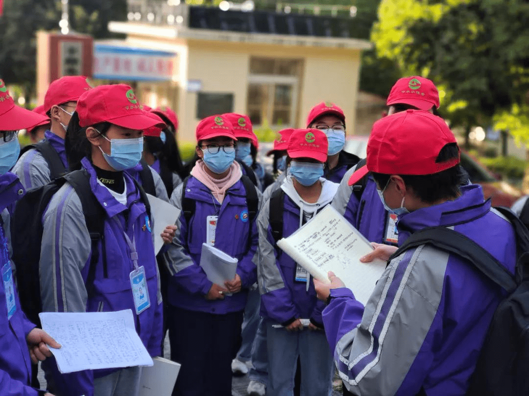 重庆市丰都县滨江中学关工委组织学生参加见证一滴水的生命旅程主题