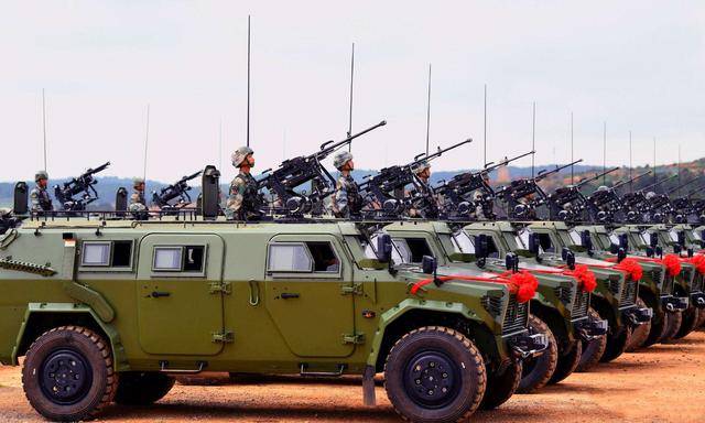 摸着俄军过河猛士3新突击车与俄军同款神似其实技术更先进