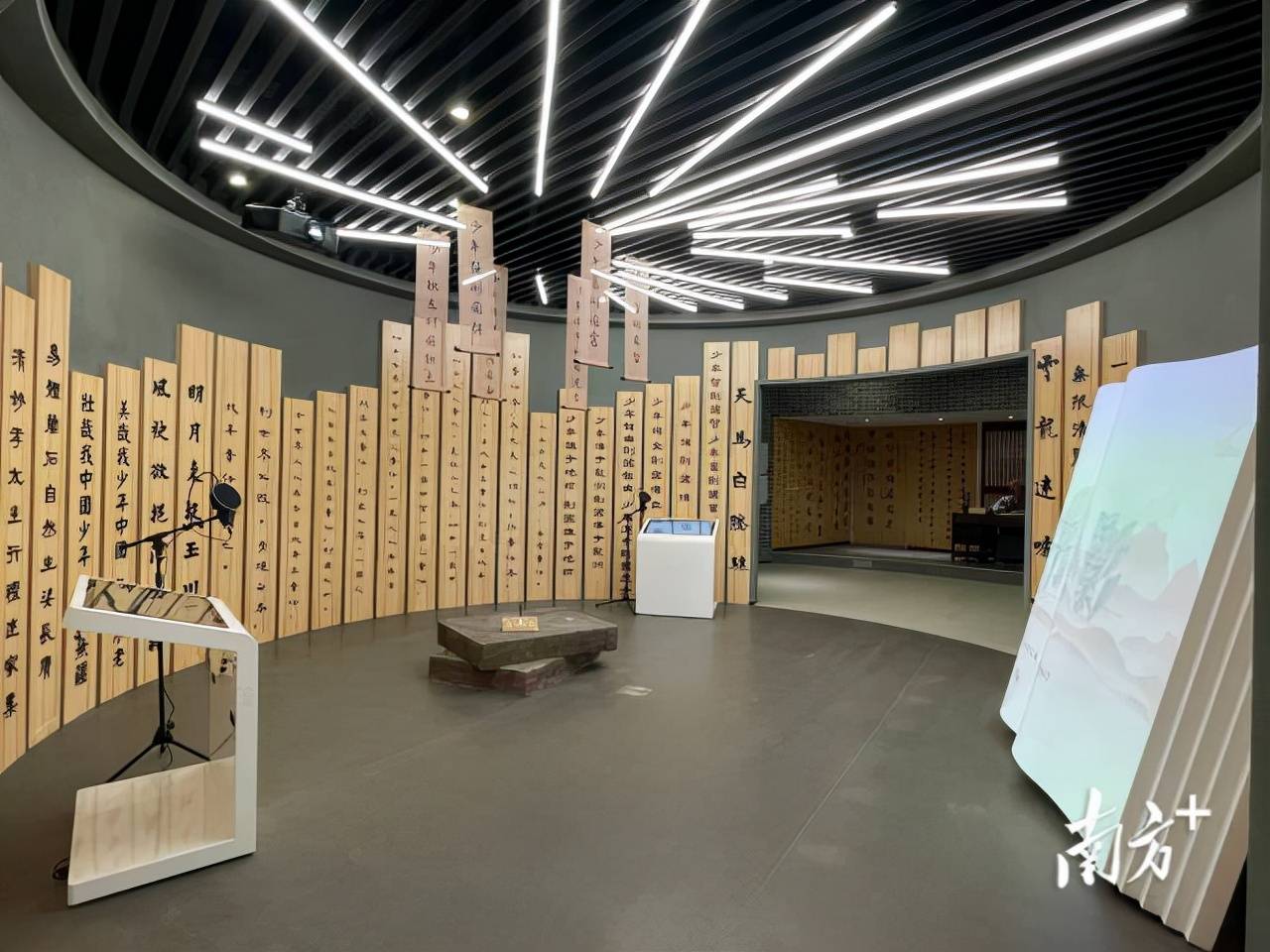 我市再添文化新地标 江门市档案馆新馆正式启用