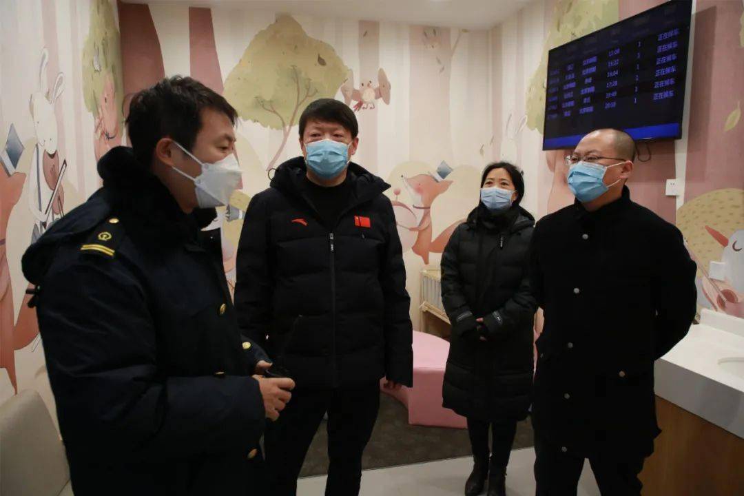 促提升 高丽营镇党政主要领导拉练检查创城工作_顺义区_东马各庄村