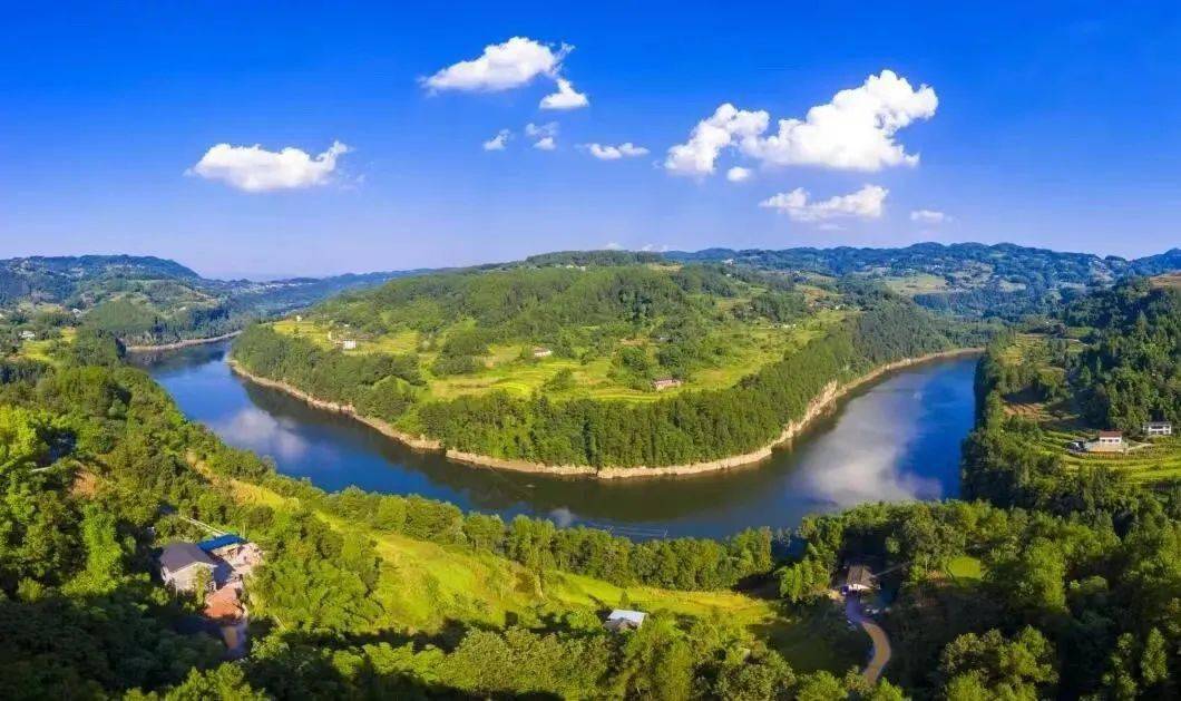 感党恩话变化迎盛会清水潺潺心舒畅