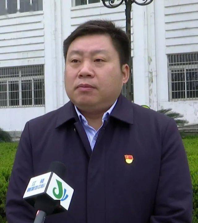 江陵经济开发区党工委书记,主任方文秋出席了荆州市第六次党代会,会后