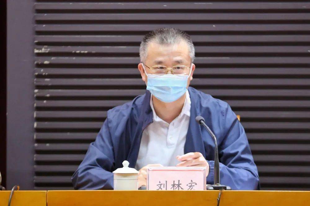 从严从紧东城街道加强疫情防控工作部署