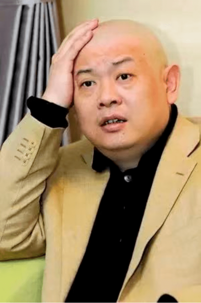 葛优帮养子冯小刚替还债媳妇守寡16年不再嫁他凭什么