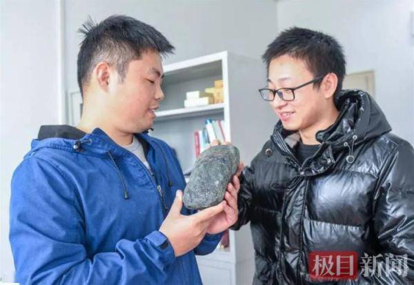 90后博导带90后学生科考，曾睡在羊粪堆上