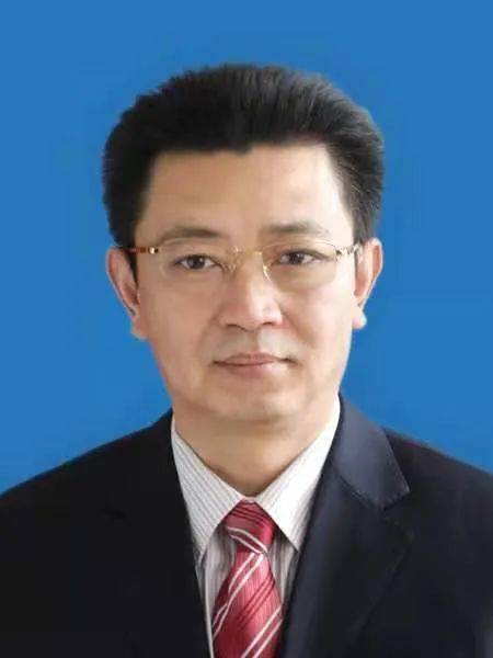 左起:闫淑青,郝光华,夏章勇,李永军领导班子成员△民盟聊城市第七届