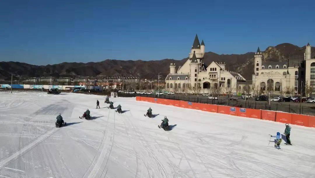 保定最大滑雪场图片