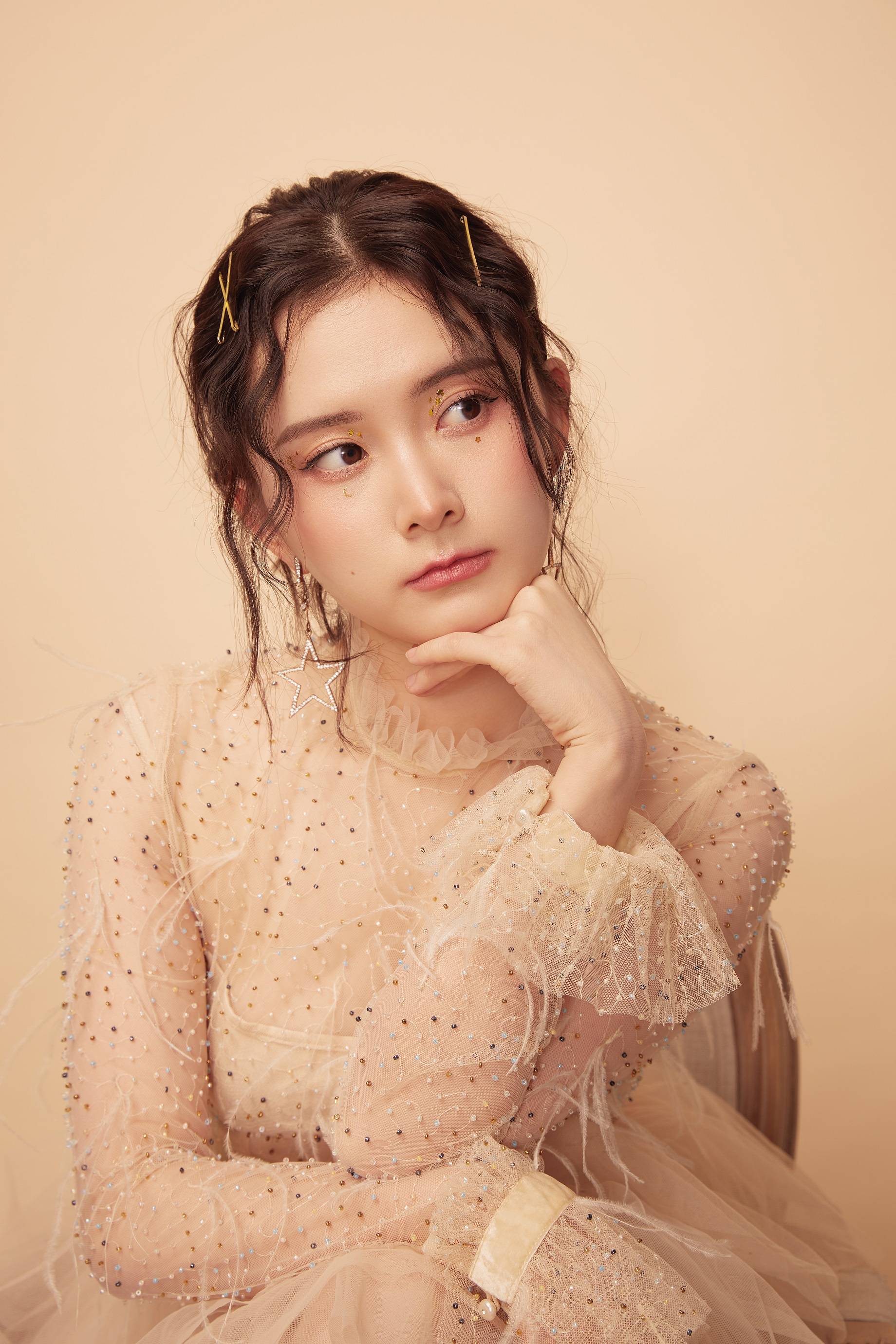 夏雪组合勾雪莹夏研再合体最新单曲两小无猜温暖上线