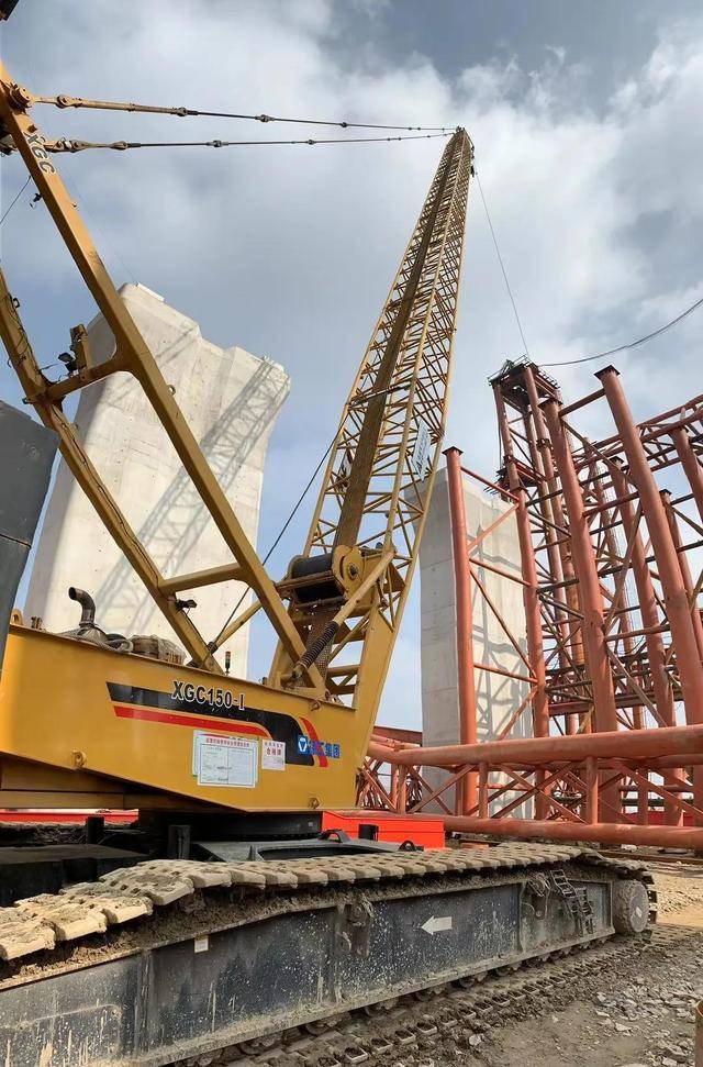 关于100吨以下履带吊的拆装及运输介绍