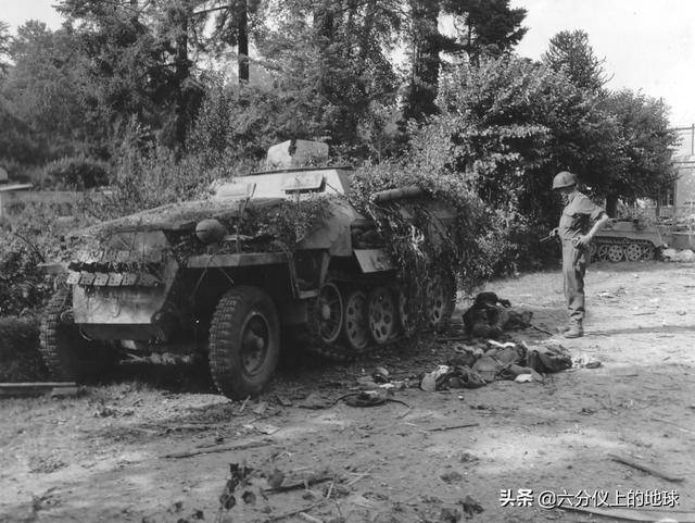 二战兵器全集陆上斯图卡德国sdkfz251半履带装甲运兵车