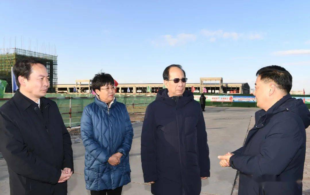 石泰峰在包头市鄂尔多斯市调研时强调 深入学习贯彻中央经济工作会议