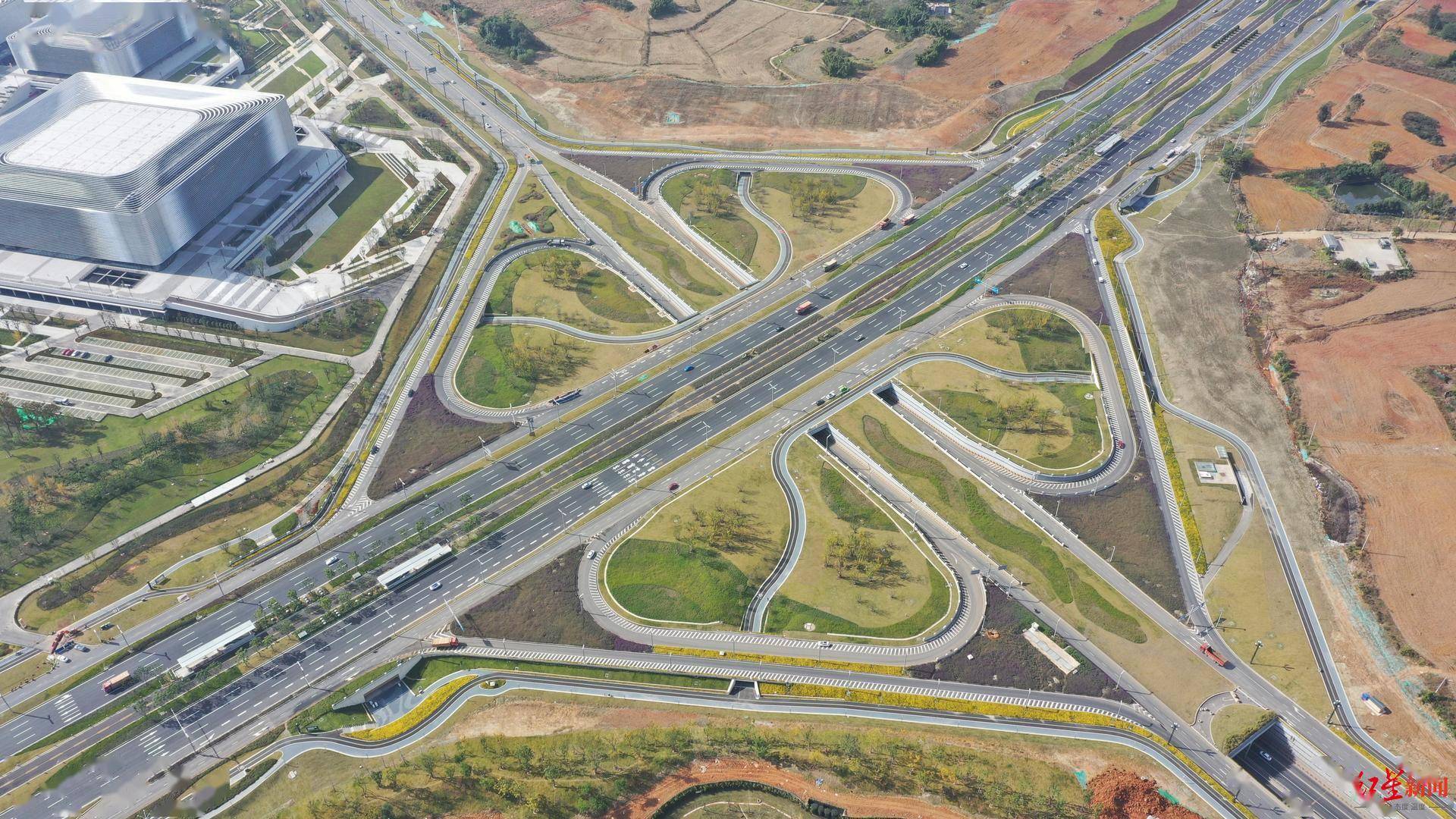 成都一环路,日月大道变样了,市民观察团实测通勤效率