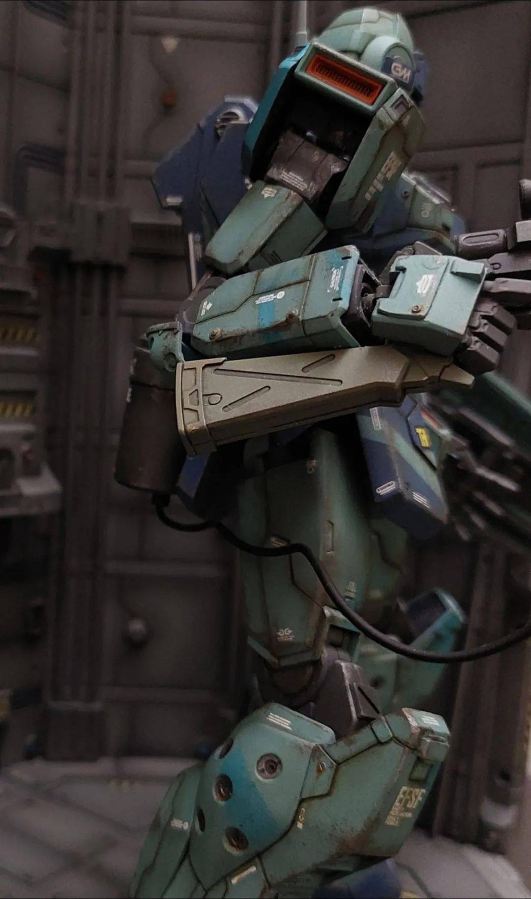 的高达类型模型这种色彩厚重的真实系机体mg gm sniper ll rgm-79sp