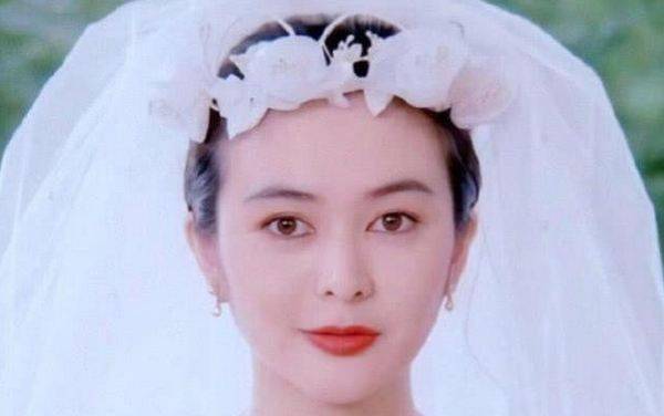 女明星穿婚纱张曼玉美得不像话