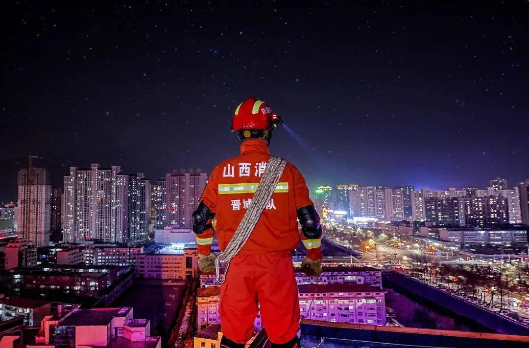 蓝朋友的一镜到底速来围观消防蓝朋友的一天