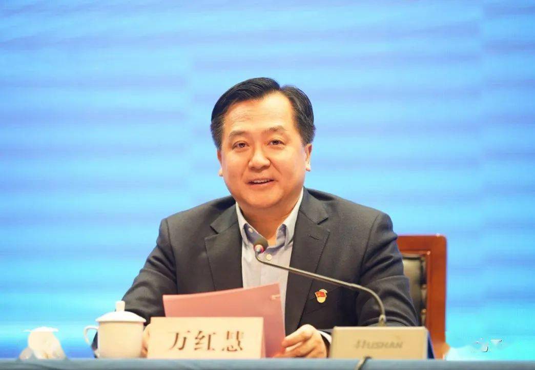 湖北省人民医院武汉大学人民医院五峰医院揭牌