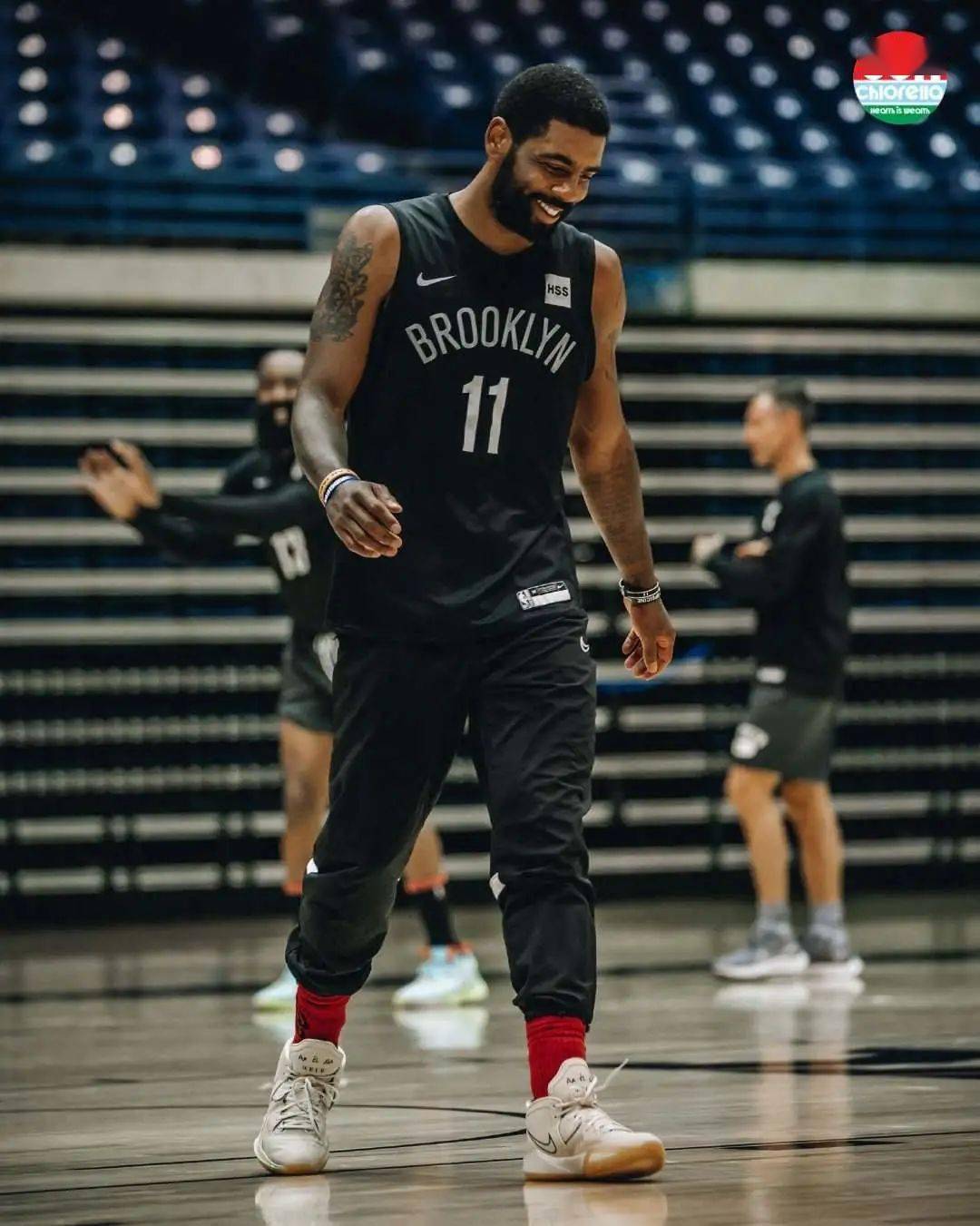 欧文首秀将穿这双球鞋!_kyrie_nike_系列