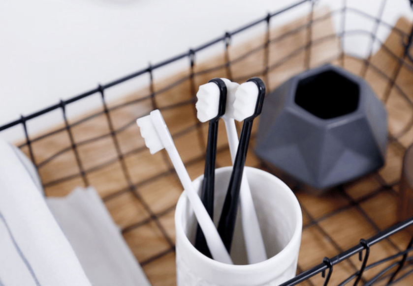 牙缝里|「牙齿橡皮擦」?一刷香口、黄渍消，二刷牙齿白如雪！