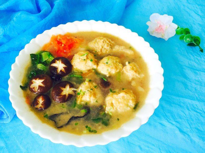 超赞的冬瓜香菇肉丸子汤满满的营养简单好学厨房懒人易上手