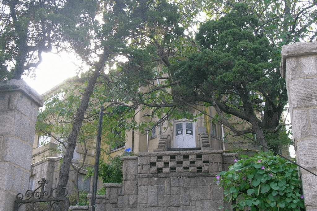 身边的红色记忆走进洪深故居