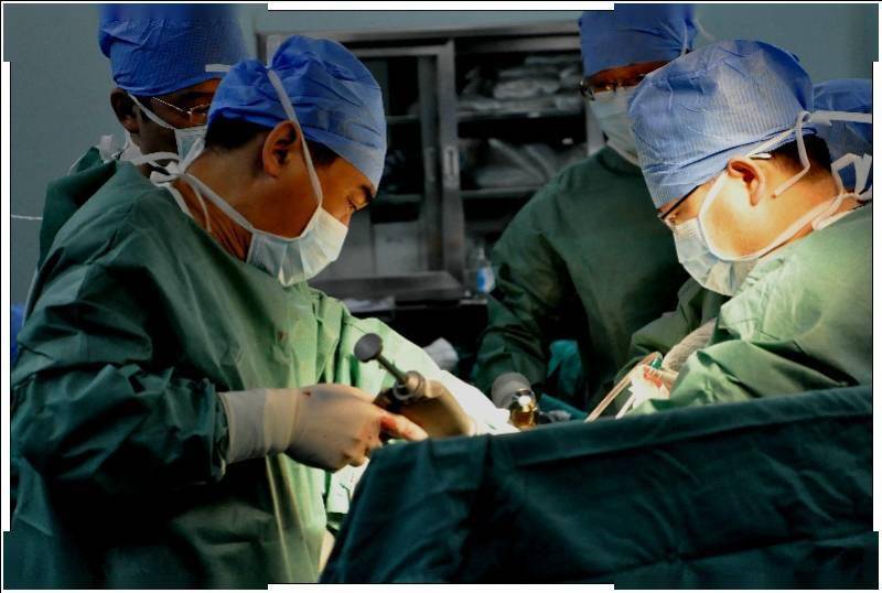 成熟技术|人工关节出问题？医生提醒：有不适别忍着 早期翻修更简单