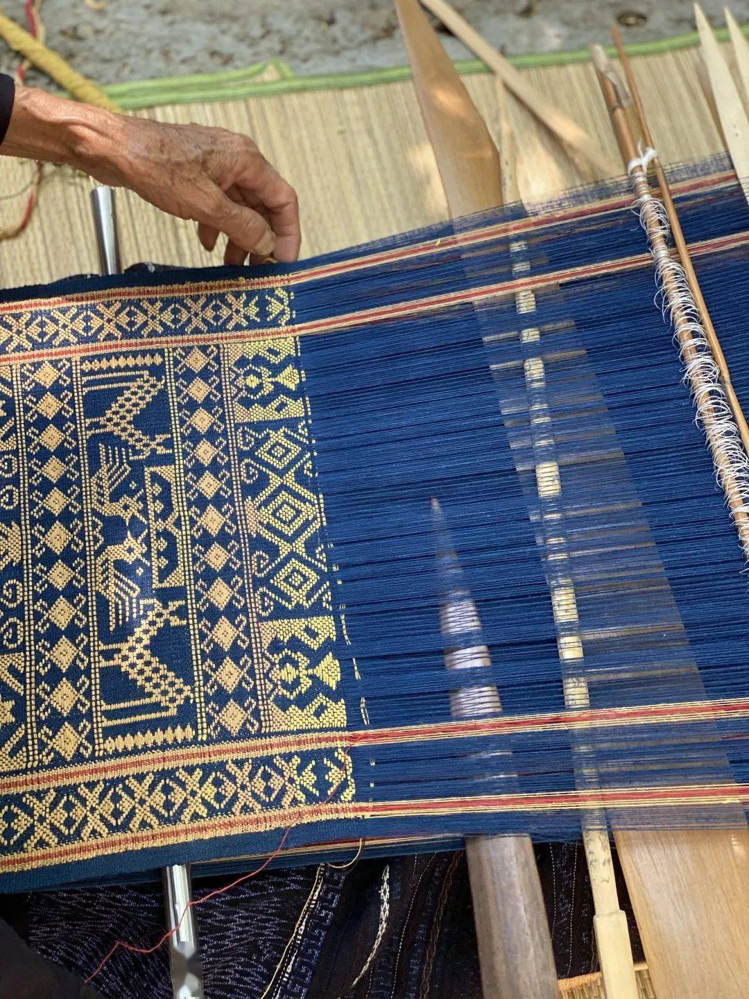 虚极静笃,暗极生光—2021冬至新品_黎锦_生活_图案