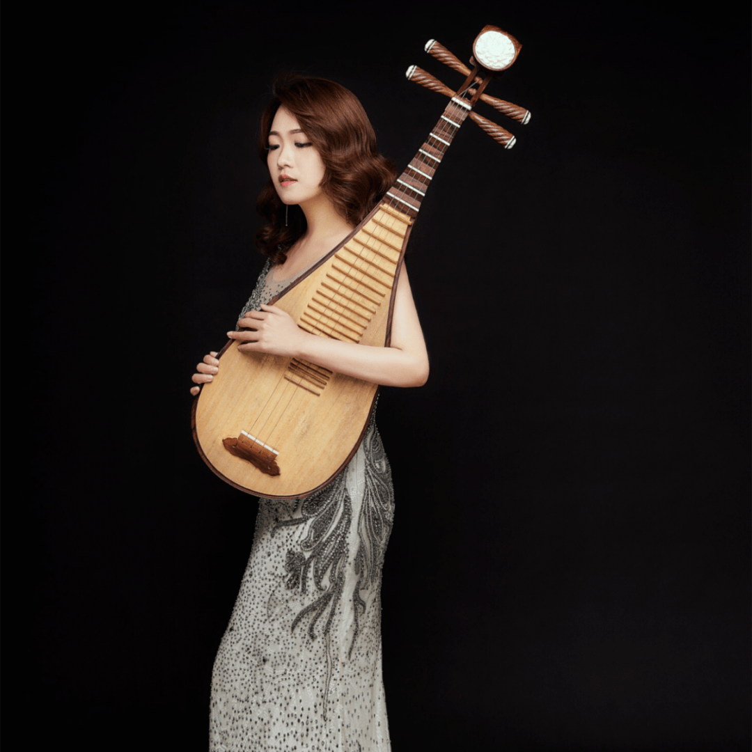 王夏玮深圳侨香馆琵琶老师自5岁开始学习琵琶,跟随河南省琵琶教育家翟