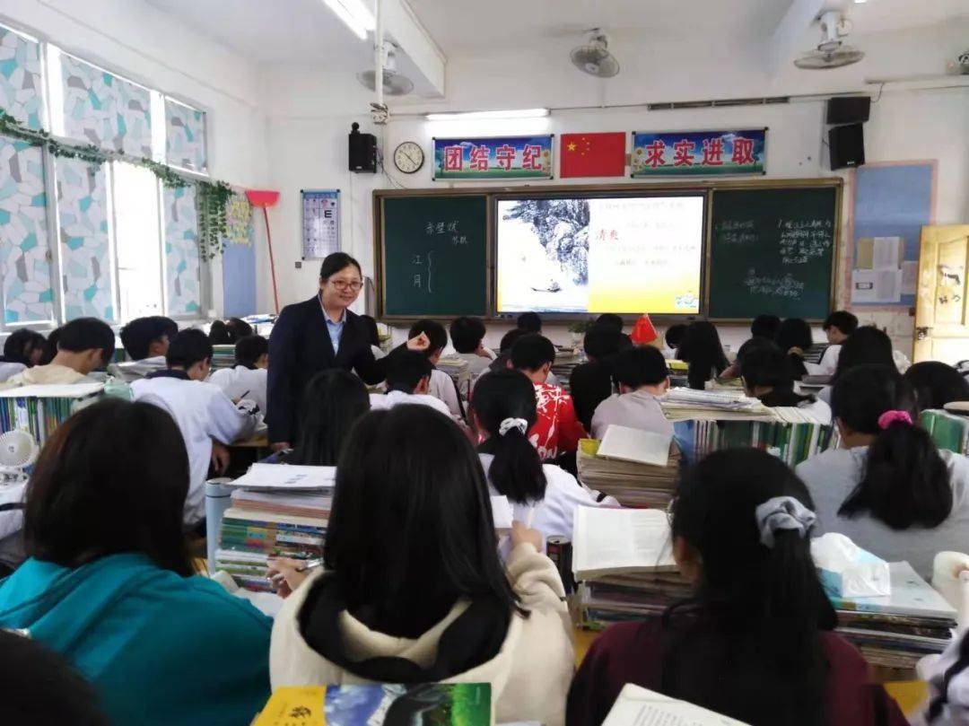 顺德新村中学图片