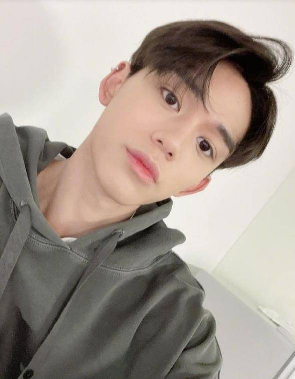 网曝黄旭熙冷暴力前女友女方痛苦不堪导致抑郁sm公司作出回应