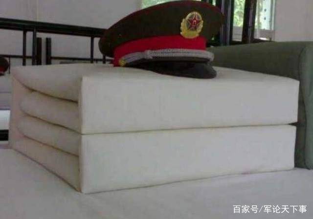 為何解放軍非要把被子疊成豆腐塊沒想到還有這個道理