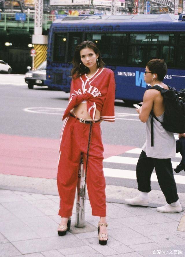 超模康雅馨公开征婚要求高富帅会花言巧语家境殷实身高超180