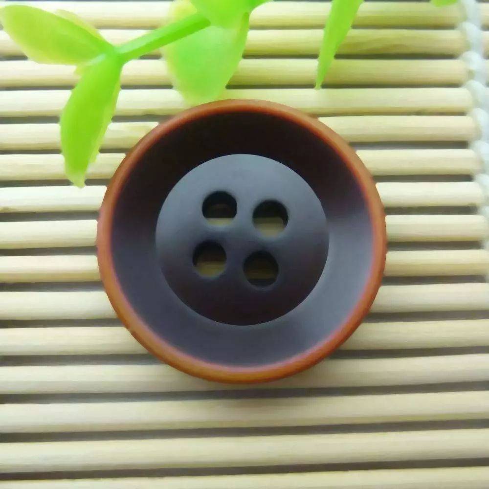 经典微小说一颗纽扣