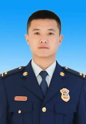 王阅,2008年12月入队,四级指挥员,现任兴安盟突泉县团结路消防救援站