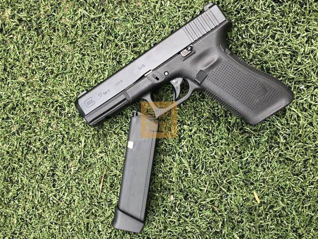 「朵颜吾卫兵器图鉴—glock17手枪_格斯通·格洛克_mm_弹匣