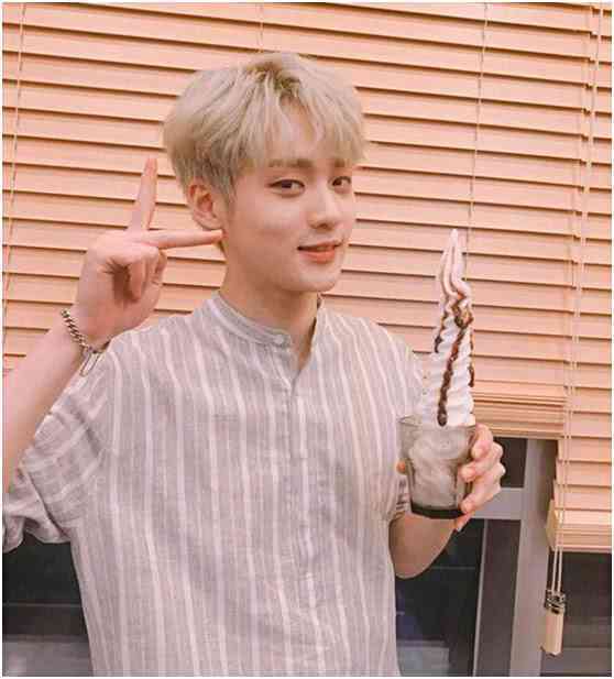 令他也是圈粉无数,然而昨天他所在的经纪公司突然证实他去世的消息