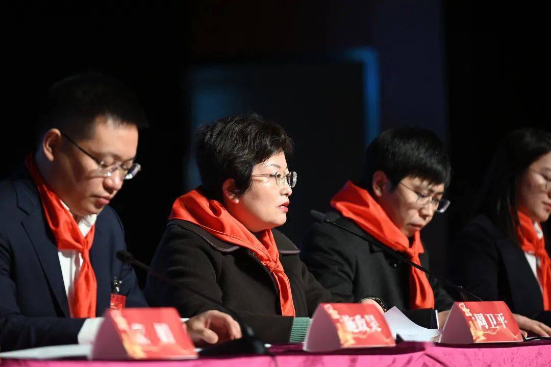 高举队旗跟党走强国少年启新程丨中国少年先锋队南通市崇川区第一次