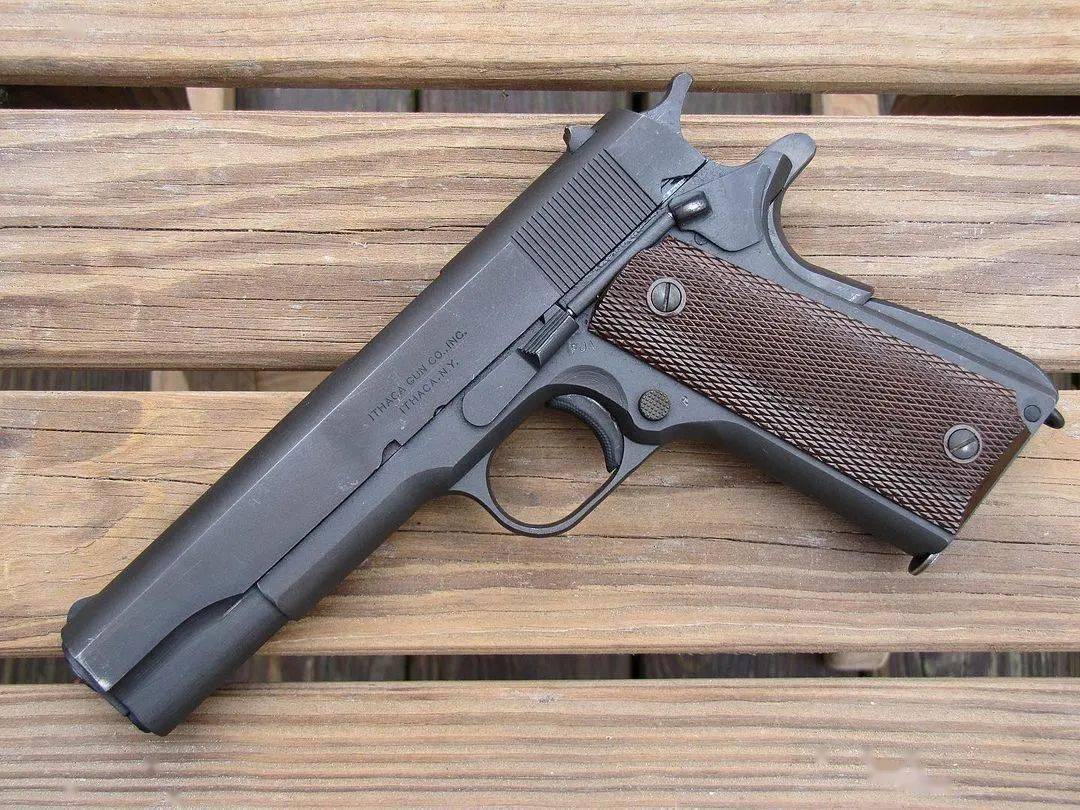 军用枪械美图美酒是越久越醇枪亦是如此