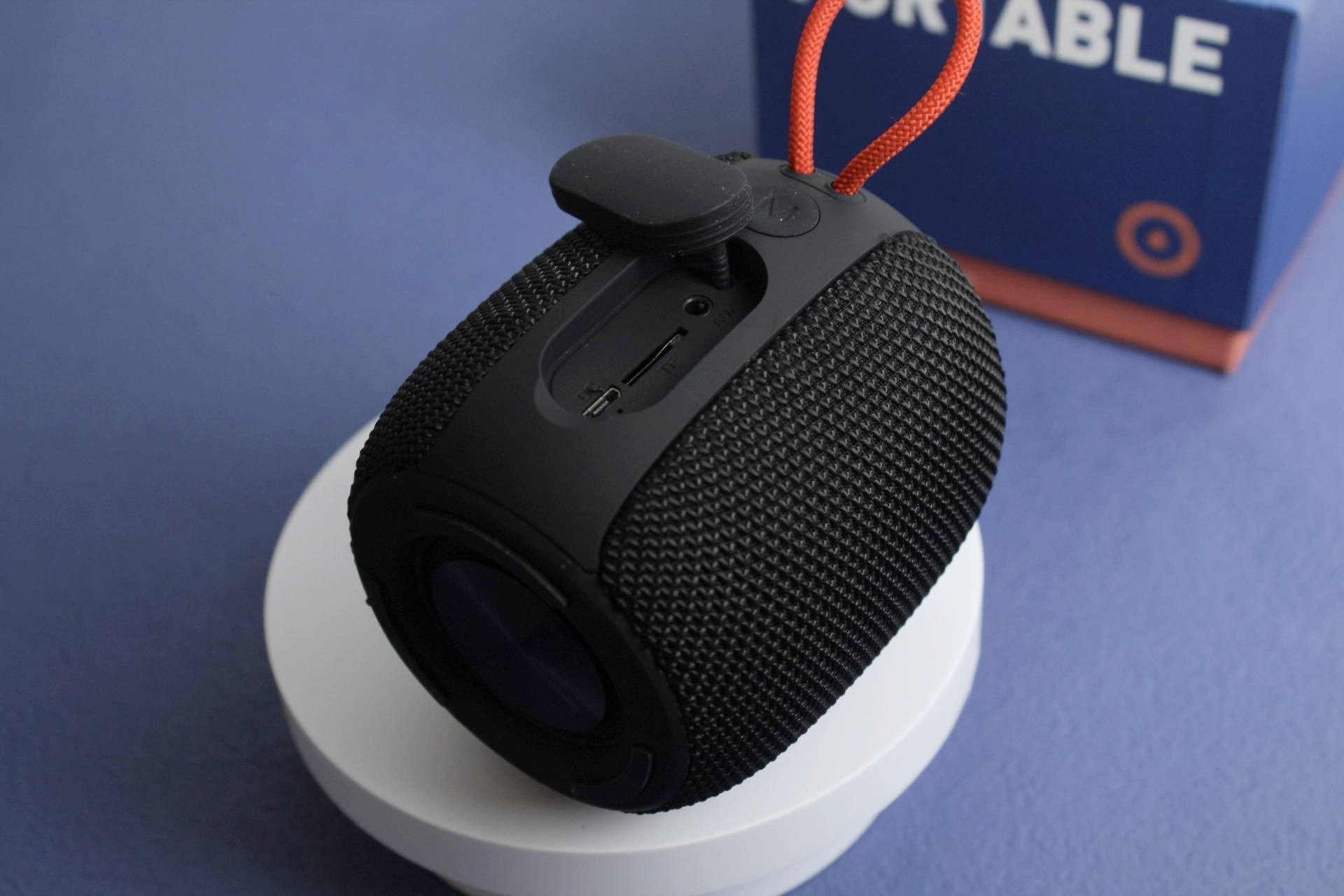 居家旅行好伴侣,sanag m11蓝牙音响:小身材大能量_音箱_时候_桌面