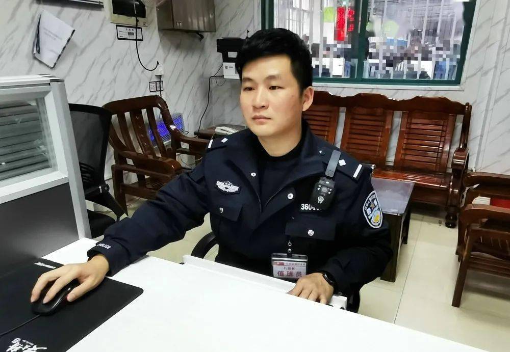 深圳新款巡逻警服图片